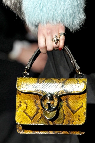 [Gucci - small pitone giallo[5].jpg]