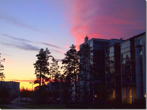 Kesäpäivän tasaus Aurinkolahdessa 020 Kesäpäivän tasaus Aurinkolahdessa 020