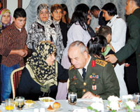 başörtüsü ve paşa