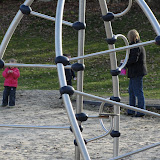 2 april  2010 buurtvereniging  eieren zoeken 021.jpg