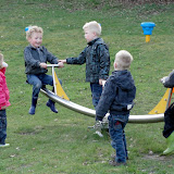 2 april  2010 buurtvereniging  eieren zoeken 043.jpg