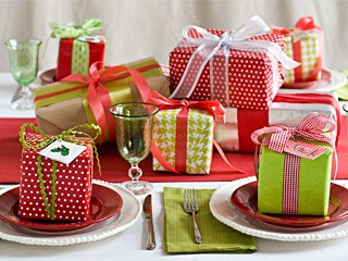 [christmas-presents-1[4].jpg]