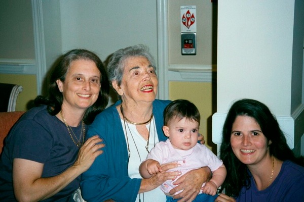 FL, 4 GENERATIONS (1).jpg FL, 4 GENERATIONS (1).jpg