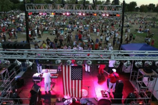 Free Concerts each night