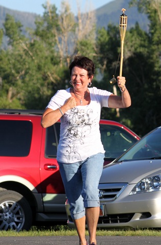 [Sheila torch 7-2-2010 6-47-06 PM[3].jpg]