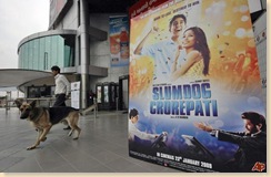 india-slumdog-millionaire-2009-1-21-4-34-9