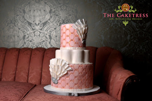 pink and grey wedding cakes