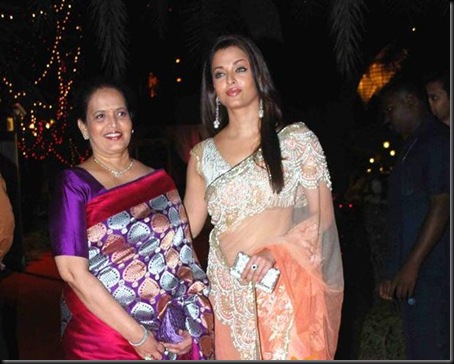 Vrinda Rai & Aishwarya Rai Bachchangr8 women achievers awards 2010