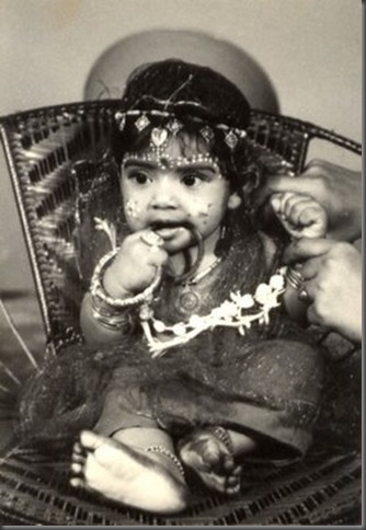 Bipasha Basu childhood pictures 051009