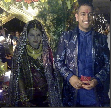 Dhoni Wedding Pics, Dhoni Sakshi Marriage Pictures7