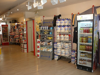  http://lh4.ggpht.com/_3QWzarBmgwA/TB87TbananI/AAAAAAAAAGA/I3qML-xRoNY/s400/P1020155.JPG 