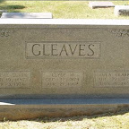 Clyde M. Gleaves with his two wives
Hollywood Cemetery
Wartrace, Bedford County, Tennessee