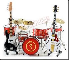 rush-miniature-guitar-bass- rush-miniature-guitar-bass-