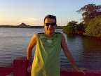 Ao fundo, a Ilha do Amor.