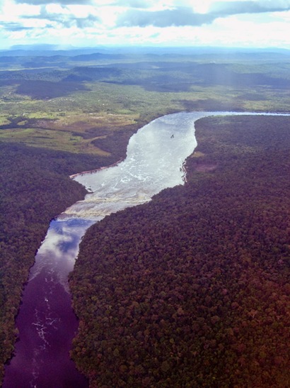 Air Shot Leaving Canaima - 2