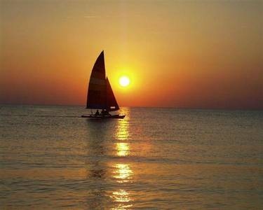 [20070920172146-velero-sunset1[4].jpg]