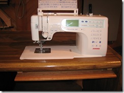 sewing table patty 019