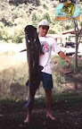 CASTELINHO030628KG_2.jpg