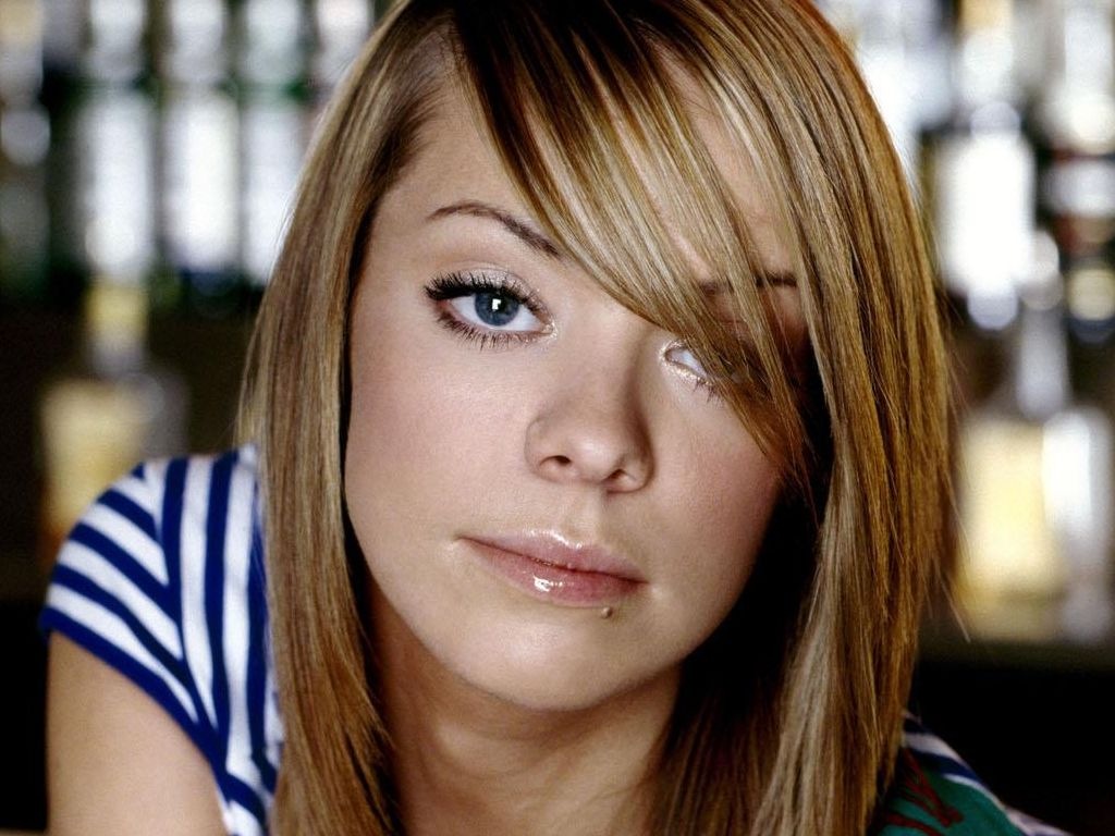 [Atomic Kitten 1024x768 5 Hollywood celebs Wallpapers [2].jpg]