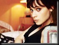 Zooey Deschanel 21 1024x768 Desktop Stars Wallpapers