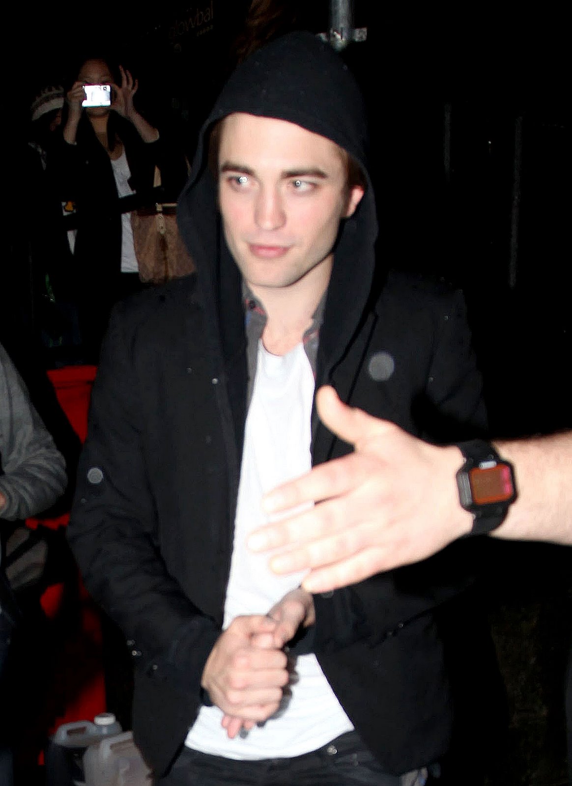 [Robert+Pattinson+BDay1.jpg]