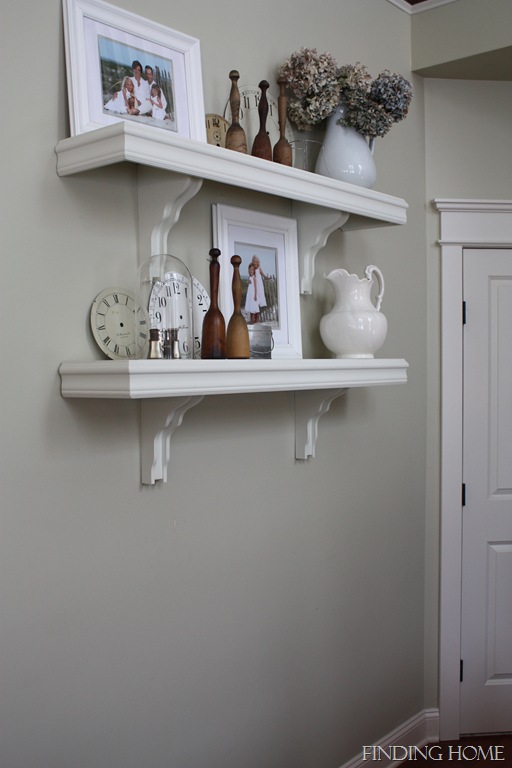 [Winter-Family-Room-06310.jpg]