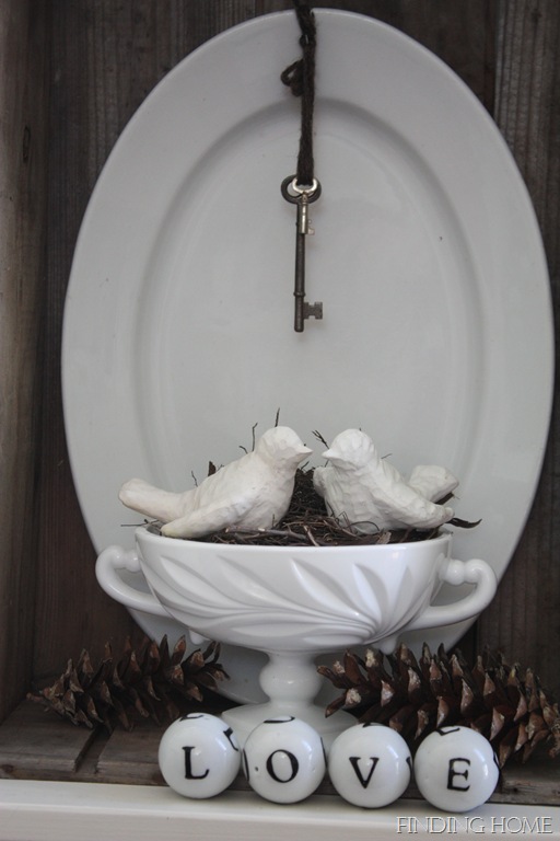 [Valentine Mantel and auction photos 103[8].jpg]