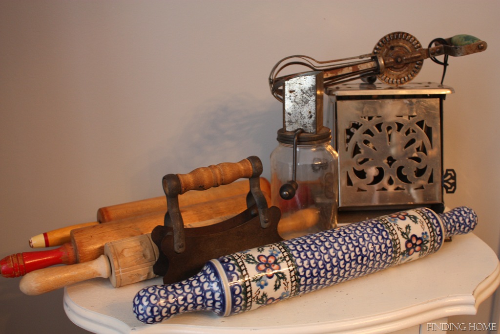 [auction-photos-mirror-jan-2011-0943.jpg]