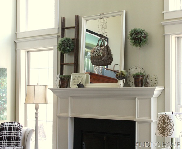 [spring mantel, family room march auction 231[4].jpg]