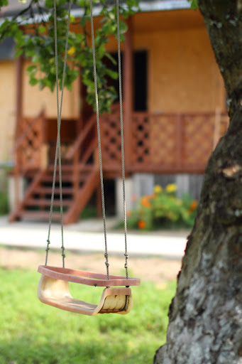 IMAGE: http://lh4.ggpht.com/_48uqwynaX04/TGpCKWj4sDI/AAAAAAAACG0/SxNACgdW6CA/IMG_1963x.JPG