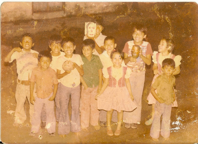 Foto pidiendo ayote en 1977