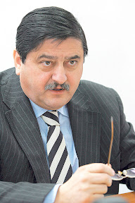 02jos nita sm Recesiunea se ad&acirc;nceşte