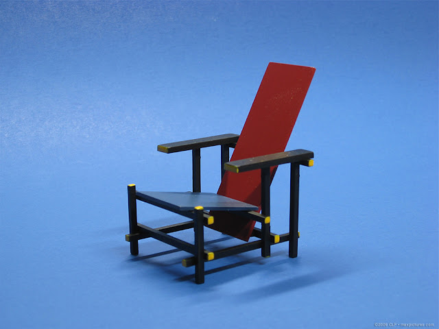 The Red Blue Chair