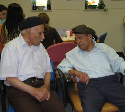 Support services for the family caregivers of people with Alzheimer's disease 