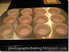 Preparing the cupcake pan Preparing the cupcake pan