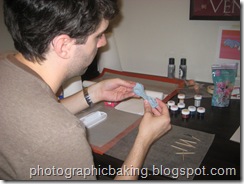 Coloring gum paste Coloring gum paste