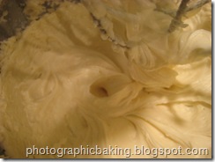 Simple buttercream frosting