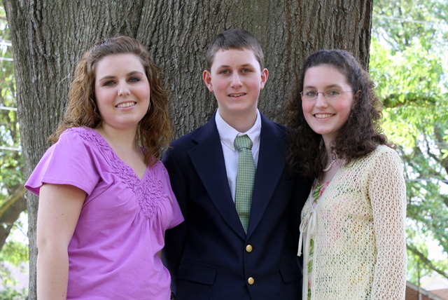 [Easter 2011 023-1[4].jpg]