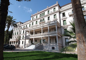 Apartment 3+ bedrooms in Ospedaletti 260 mq