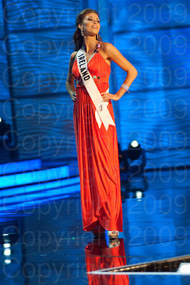 irlanda Miss Universo 2009: Inspirações para vestidos de madrinha e noiva