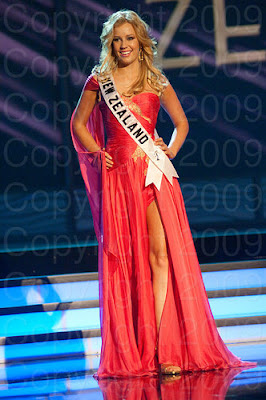 nova zelandia1 Miss Universo 2009: Inspirações para vestidos de madrinha e noiva