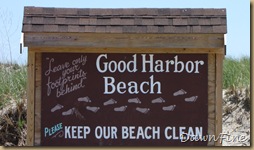 Good Harbor beach, Passport rest._20090617_004