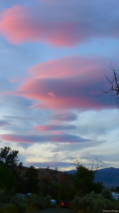 [Yellowstonedawns_20090906_1423.jpg]