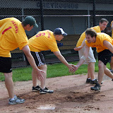 AlumniUndergradSoftball_2008