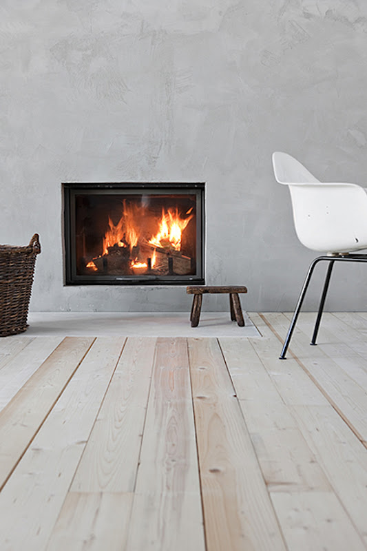 simple fireplace for winter retreat house design