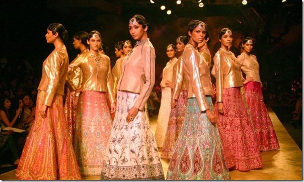 models-showcasing-designer-j-j-valaya-s-collection models-showcasing-designer-j-j-valaya-s-collection