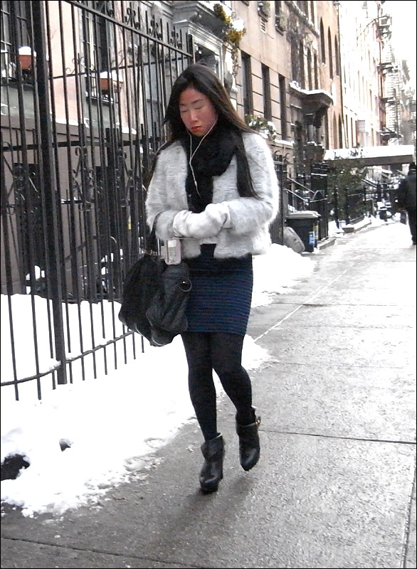 [w short fur and ankle boots[2].jpg]