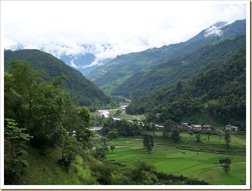 Nepal, vega del río Bhote.