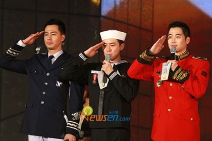 ศิลปินในค่ายทหารขึ้นแสดงในงาน ‘Army Broadcast Power Concert’!