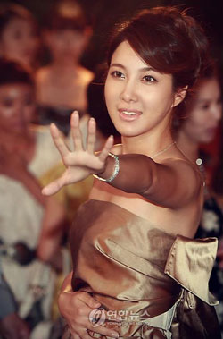 เหล่าดาราชื่อดังร่วมปรากฎตัวในละครเรื่อง Style